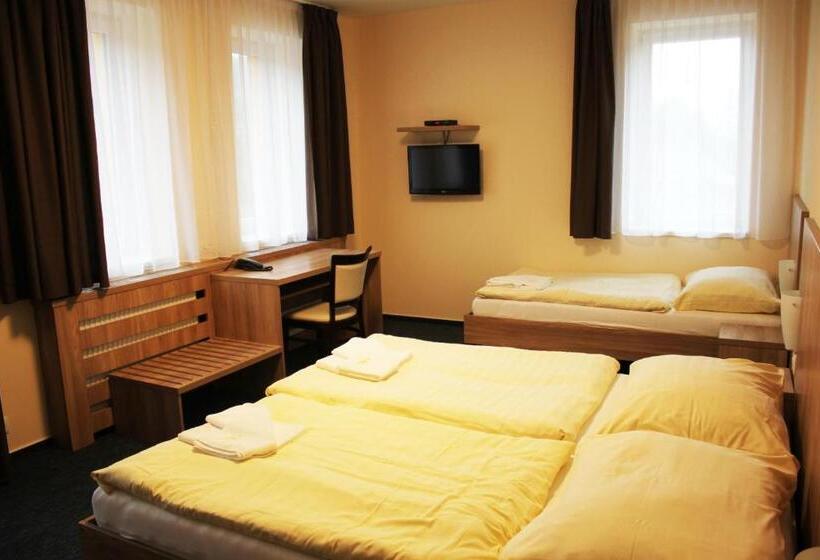 اتاق استاندارد چهار تخته, Helios