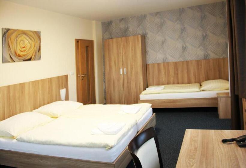 اتاق استاندارد چهار تخته, Helios