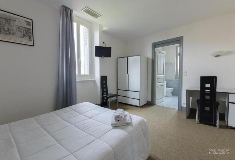 2ダブルベッドのスタンダードルーム, Hôtel Pedussaut