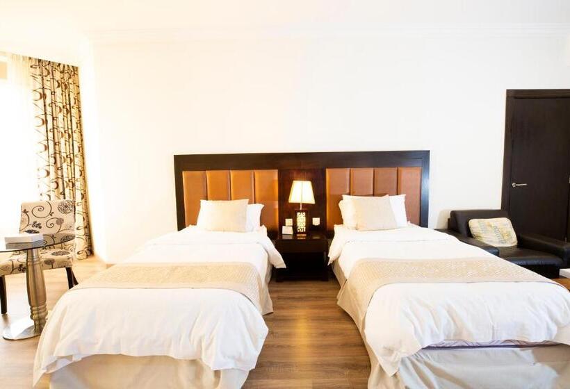 标准间, Millennia Olaya