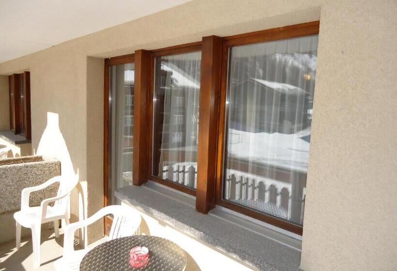 标准间, Monte Moro