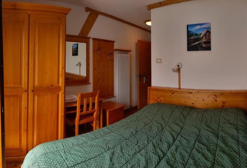 基本间, Rifugio Predaia Ai Todesci