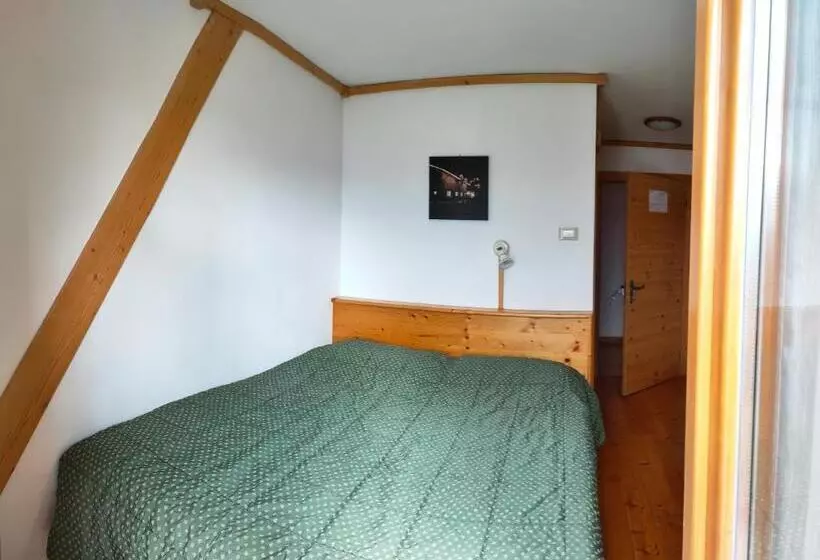 ベーシックルーム, Rifugio Predaia Ai Todesci