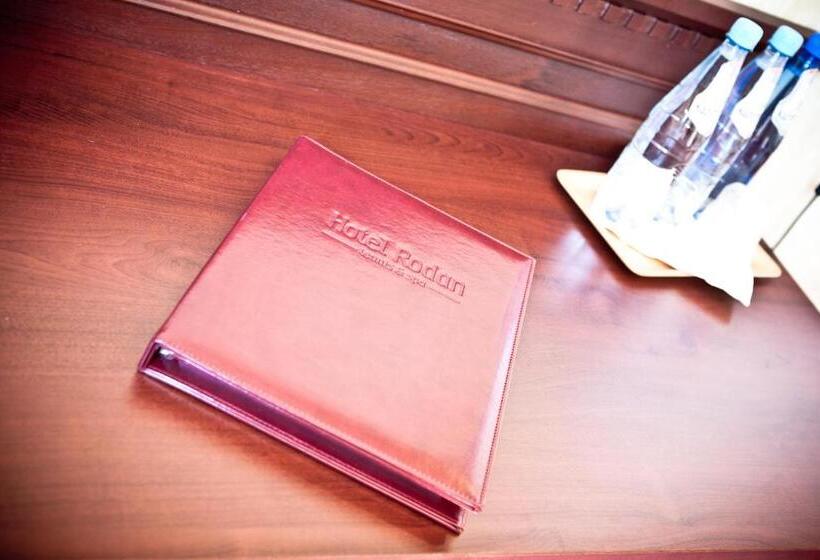 חדר קומפורט, Rodan