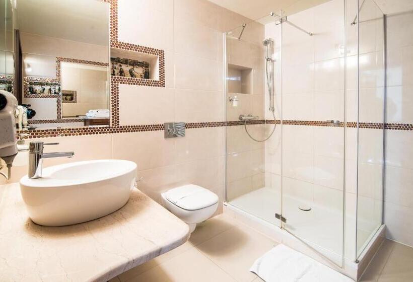 חדר קומפורט, Rodan