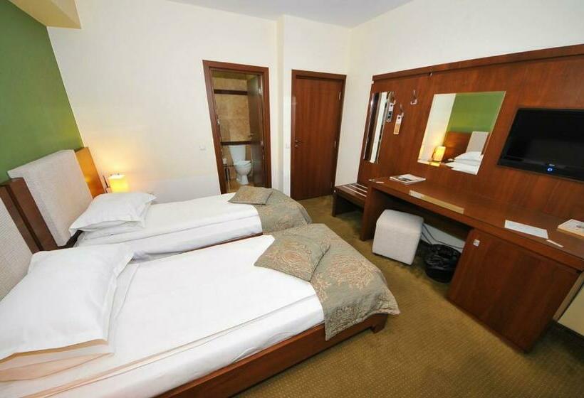 اتاق استاندارد, Royale