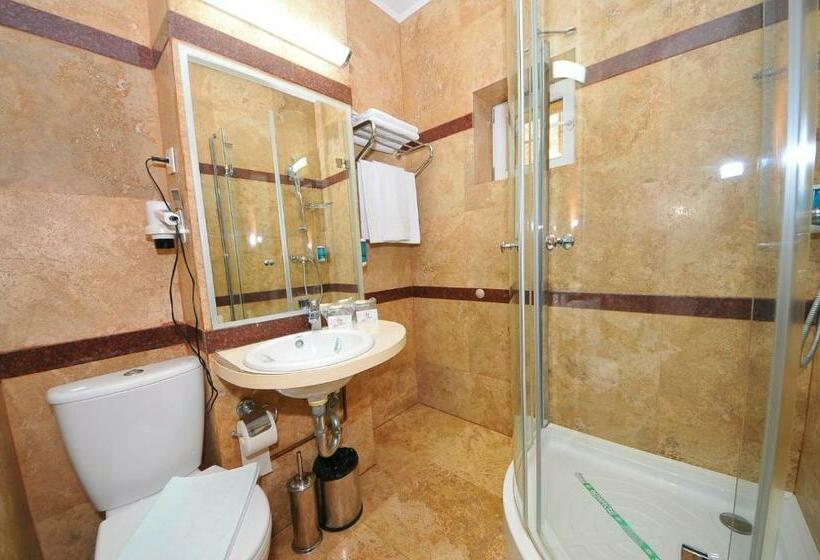 اتاق استاندارد, Royale