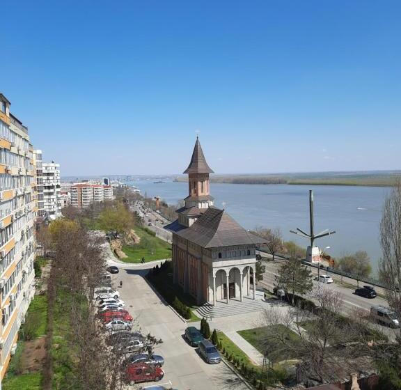 استودیوی استاندارد, Royale