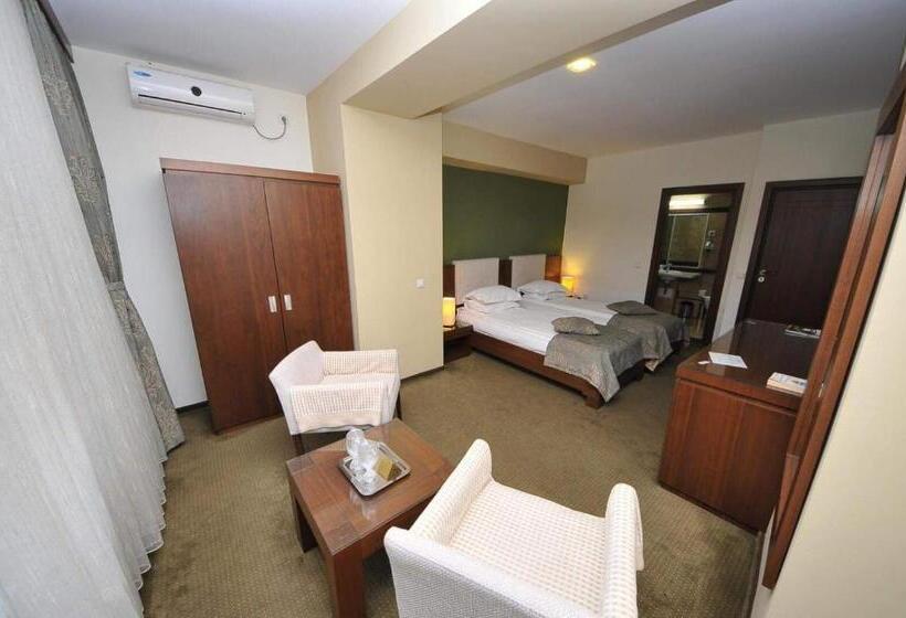 اتاق استاندارد, Royale