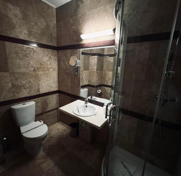 اتاق استاندارد, Royale