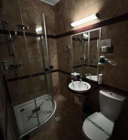 اتاق استاندارد, Royale