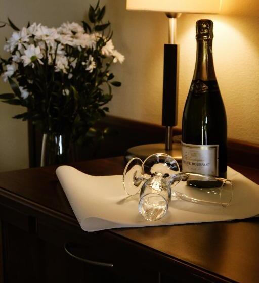 דירת חדר, Rycerski