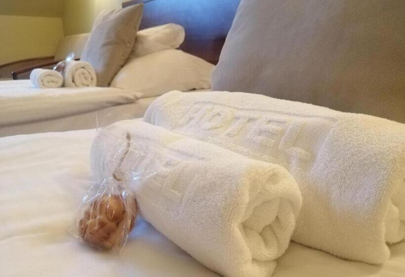 דירת חדר, Rycerski