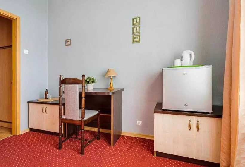 Standard Yhden Hengen Huone, Sowa
