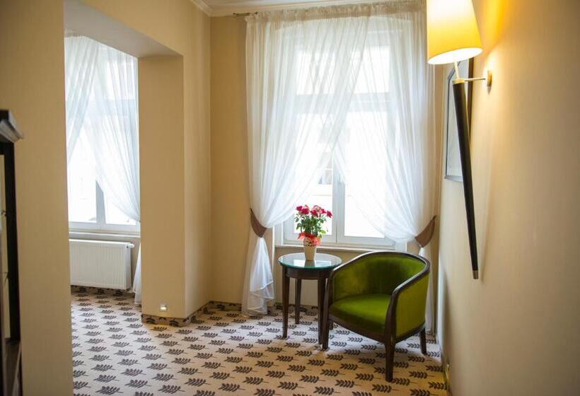 침실 1개 아파트, Starka