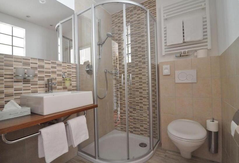 标准间, Traube   Stelvio