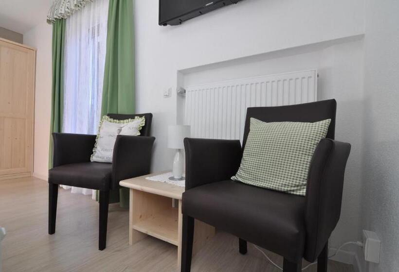 标准三人间, Traube   Stelvio