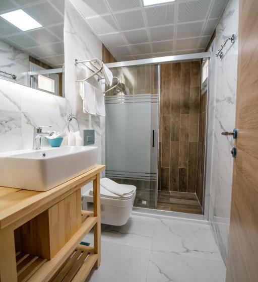 デラックスルーム, Twins