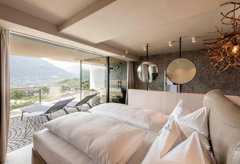 جناح سوبيريور, Mitterplatt