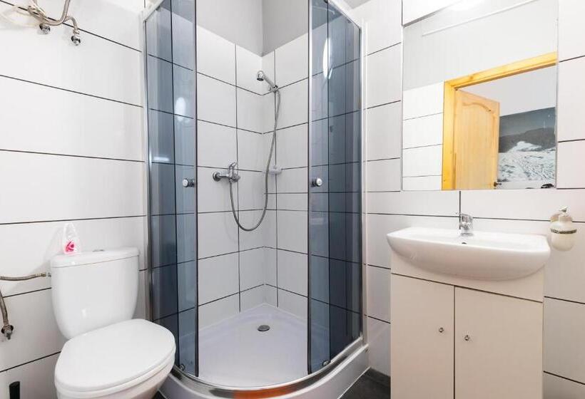 اتاق استاندارد چهار تخته, Top Hostel Pokoje Gościnne