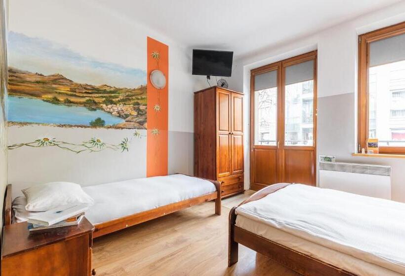 四人标准间, Top Hostel Pokoje Gościnne