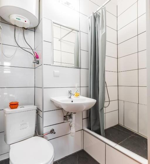 اتاق استاندارد چهار تخته, Top Hostel Pokoje Gościnne