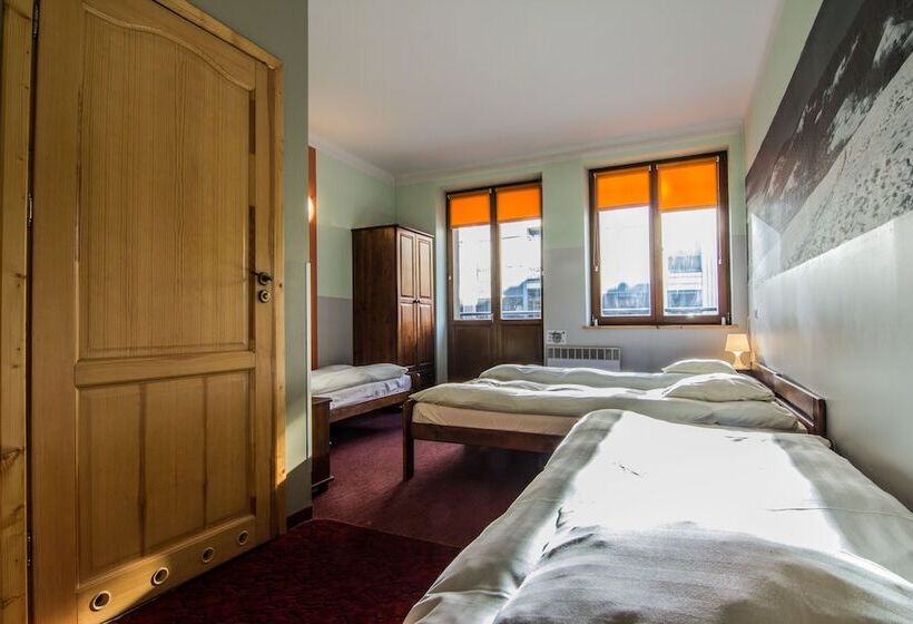 اتاق استاندارد چهار تخته, Top Hostel Pokoje Gościnne