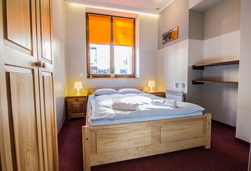 اتاق استاندارد, Top Hostel Pokoje Gościnne