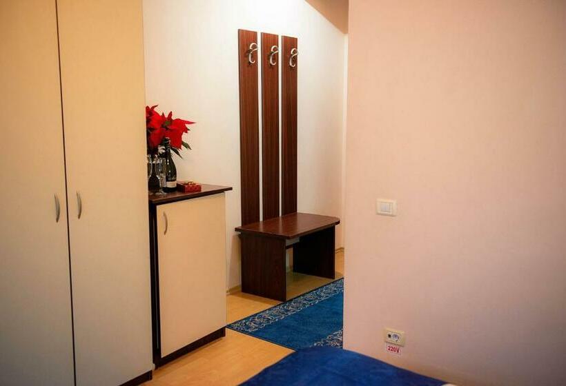 חדר סטנדרט עם מרפסת, Casa Maia