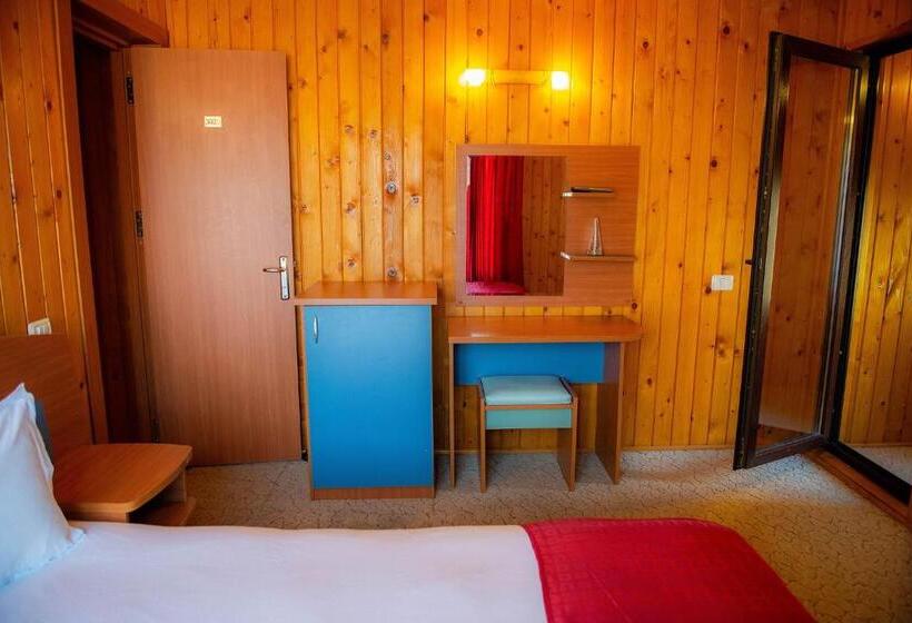 דירת שני חדרים, Casa Maia