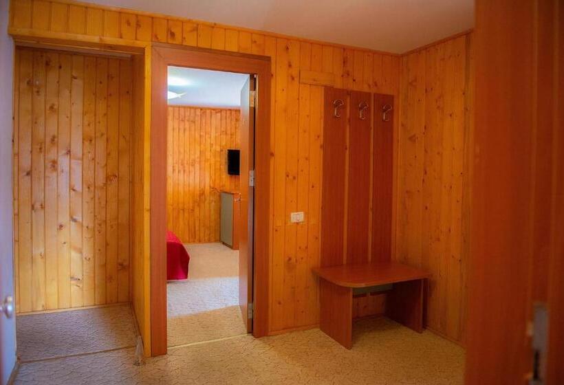 דירת שני חדרים, Casa Maia