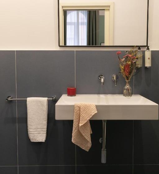 חדר סופריור, Passepartout