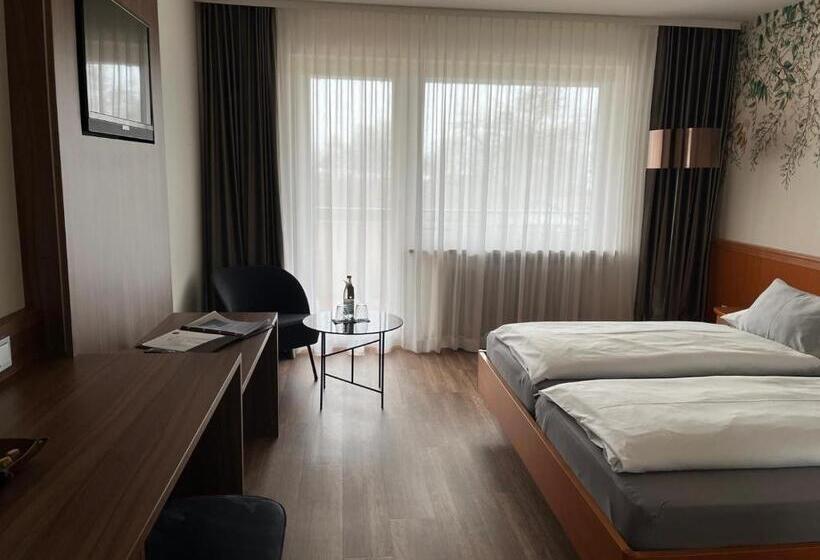 Quarto Estandar com Sacada, Gästehaus Zürn