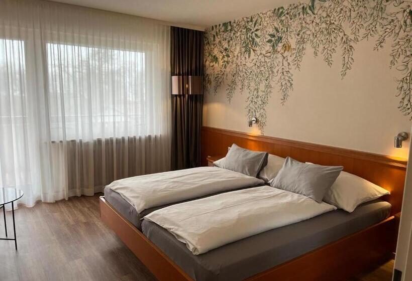 Quarto Estandar com Sacada, Gästehaus Zürn