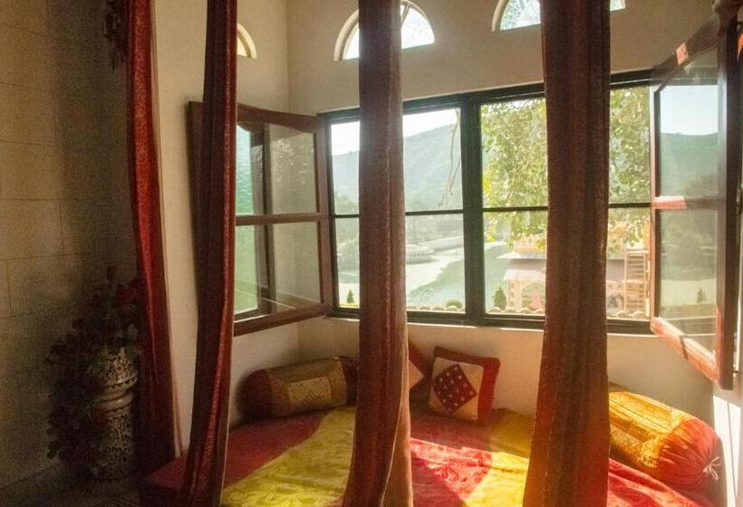 Номер Deluxe, Haveli Katkoun