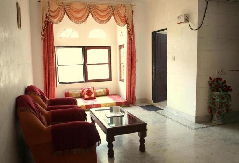 Номер Deluxe, Haveli Katkoun