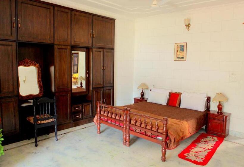 غرفة ديلوكس, Haveli Katkoun