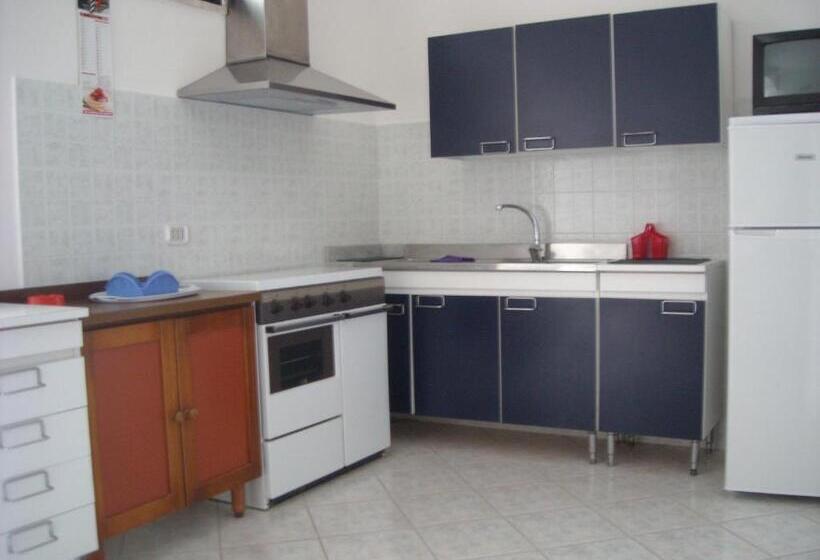 استودیوی استاندارد با چشمانداز دریا, B&b Il Convento