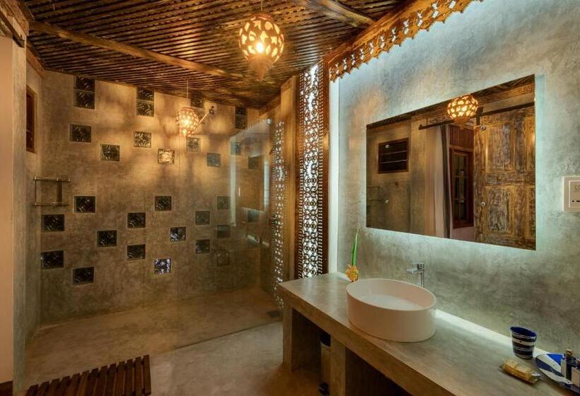 스탠다드 방갈로, D Canal House