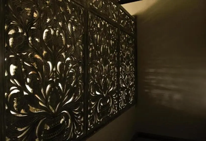 اتاق استاندارد, D Canal House