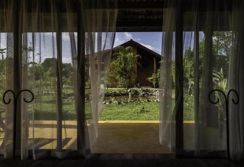 스탠다드 방갈로, D Canal House