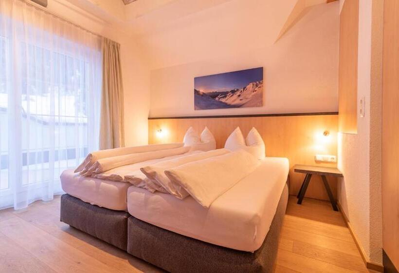 شقة 3 غرف, Garni Martina