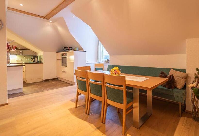 شقة 3 غرف, Garni Martina