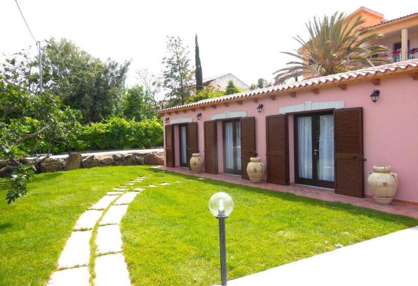 스탠다드 룸 킹사이즈 침대, Quadrifoglio Affittacamere