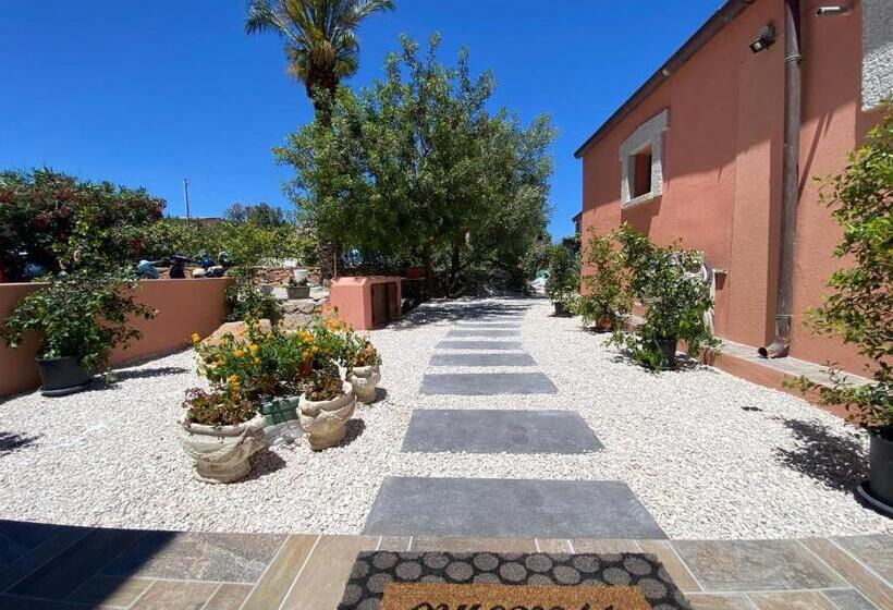 이코노미 룸, Quadrifoglio Affittacamere