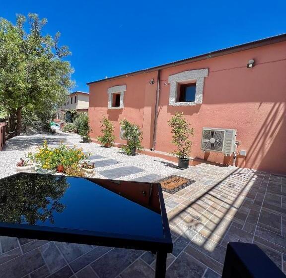 이코노미 룸, Quadrifoglio Affittacamere