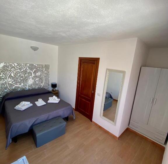 이코노미 룸, Quadrifoglio Affittacamere