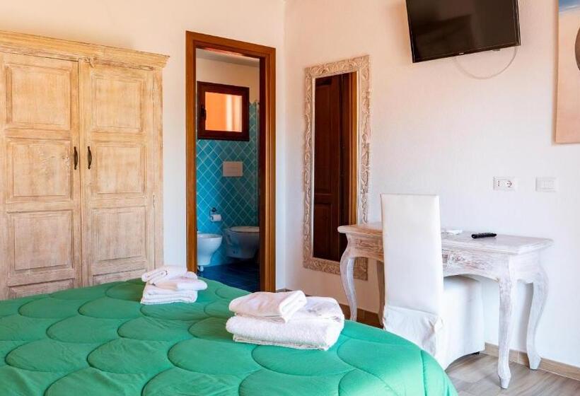 스탠다드 룸 킹사이즈 침대, Quadrifoglio Affittacamere