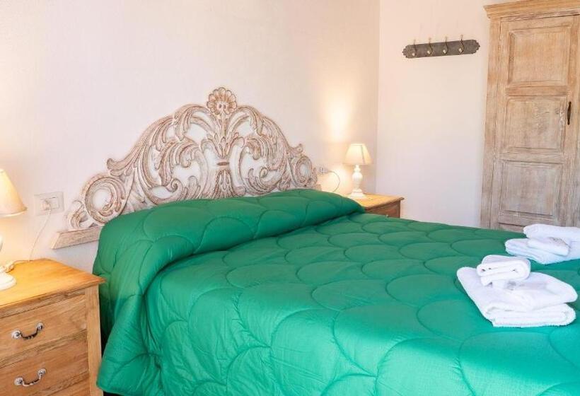 스탠다드 룸 킹사이즈 침대, Quadrifoglio Affittacamere