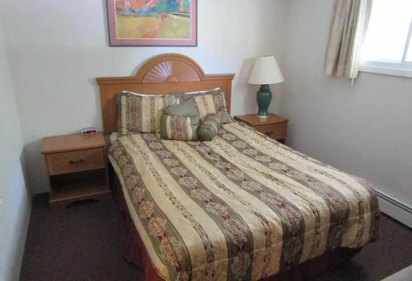 ２ベッドルームアパートメント, The Lake George Inn
